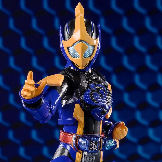PRE-ORDER : S.H.Figuarts Kamen Rider JEANNE COBRA GENOME & LOVEKOV KUJAKU GENOME