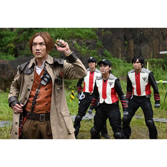 PRE-ORDER : Ultraman Trigger NEW GENERATION TIGA Episode Z (Special Limited Edition) [With Benefits]