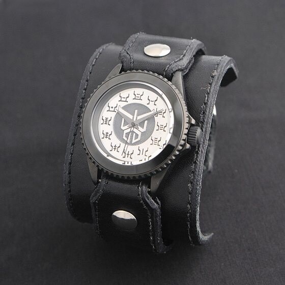 PRE-ORDER : Kamen Rider Kuuga x Red Monkey designs Collaboration Wristwatch Silver925 High-End Model