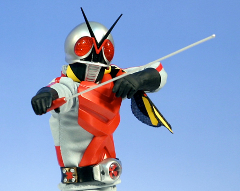 RAH220 No.51 DX Kamen Rider X 1/6 Scale by Medicom Toy