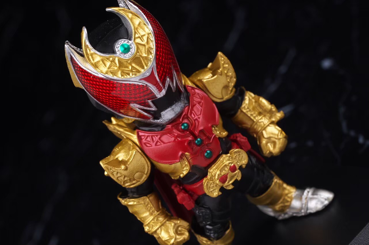 (No.135) Kamen Rider Kiva Emperor Form