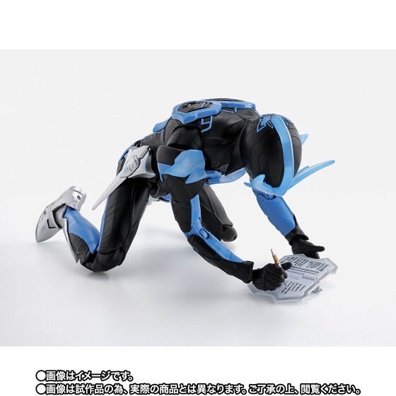 PRE-ORDER : S.H.Figuarts (Shinkocchou Seihou) Wingman