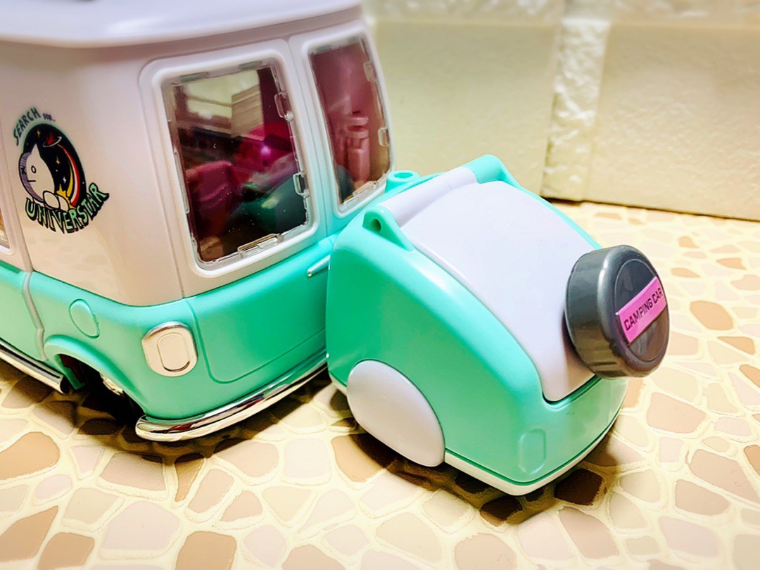 ฟิกเกอร์รถ BT21 Universtar Camping Car Play Set by Line Friends x Young Toys