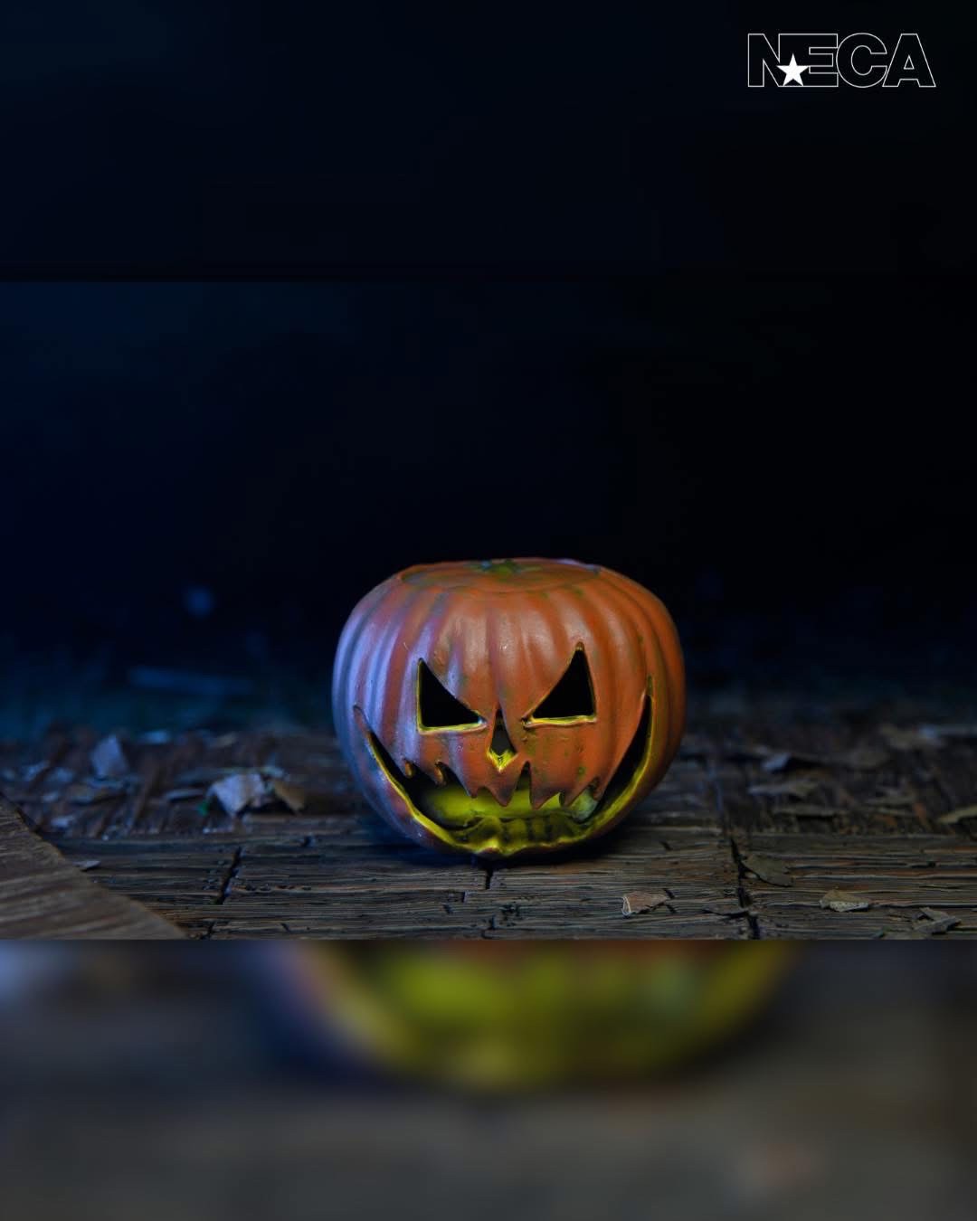 Pre-order : Halloween: The Curse of Michael Myers – Ultimate Michael Myers 7" Scale Action Figure by NECA