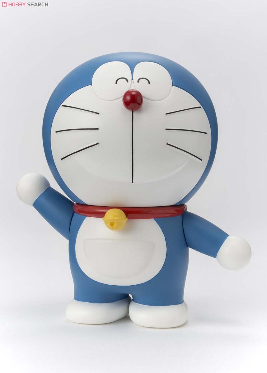 Figuarts Zero Doraemon by Bandai
