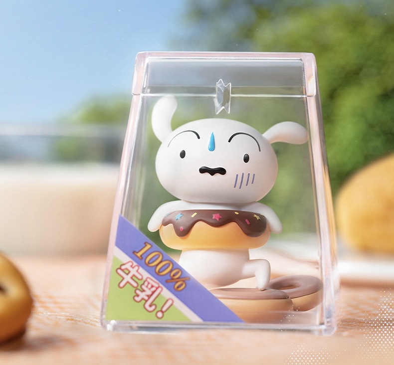 Crayon Shinchan - Dessert Time by 52Toys (Set of 8+1 secret)