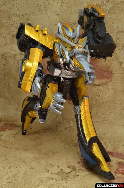 Zyuden Sentai Kyoryuger DX Pteraiden-oh by Bandai