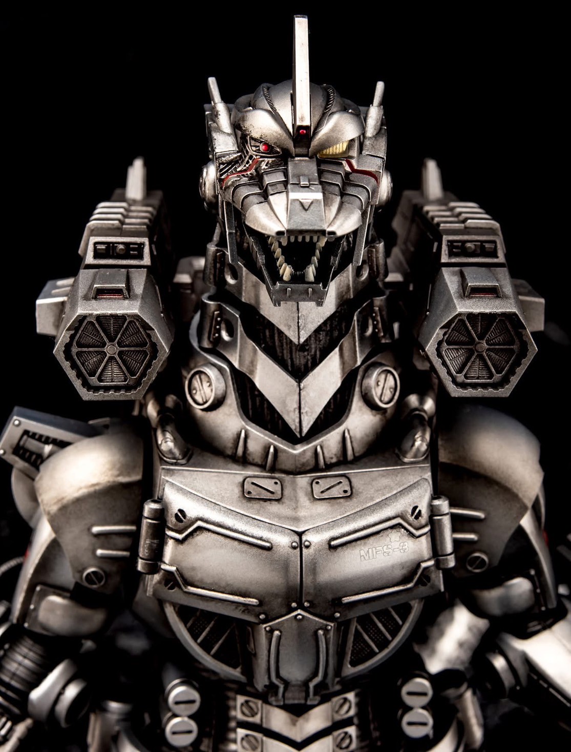 Pre-order : Godzilla: Tokyo S.O.S. MFS-3 Type 3 Kiryu Kai Plastic Model Kit by Aoshima (Reissue)