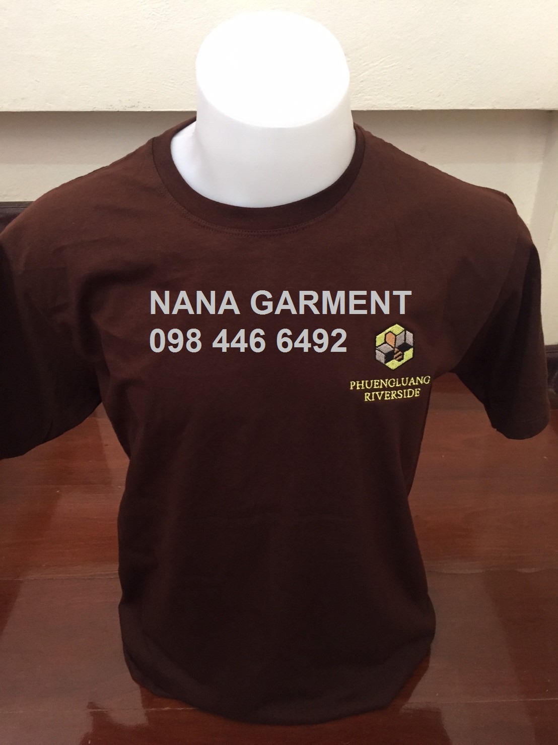 เสื้อคอกลม ขายเสื้อยืดทั้งปลีกและส่ง รับทำเสื้อยืดราคาถูก เสื้อยืดหลากสี รับผลิตเสื้อยืดสกรีนโลโก้