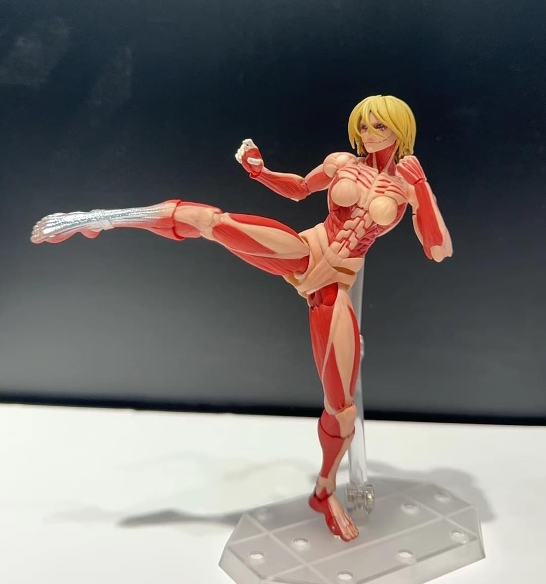 Pre-order : Revoltech Amazing Yamaguchi Attack on Titan Female Titan by Kaiyodo