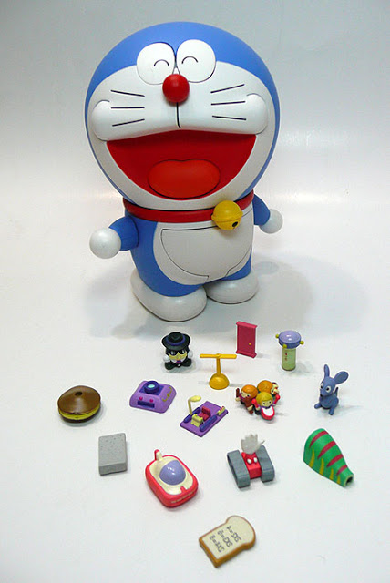 CHOGOKIN Gacha Gacha Doraemon by Bandai