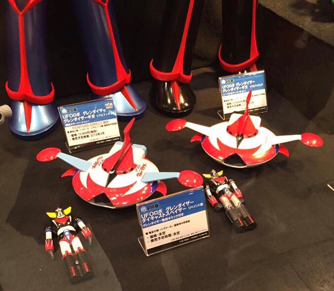 DIE CAST SPACER WITH EJECTABLE GRENDIZER - TIN BOX EDITION by HL Pro (Action Toys)