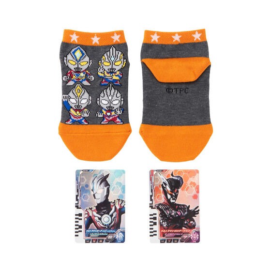 PRE-ORDER : Ultraman Decker Socks with Ultra Dimension Card (15-20cm)