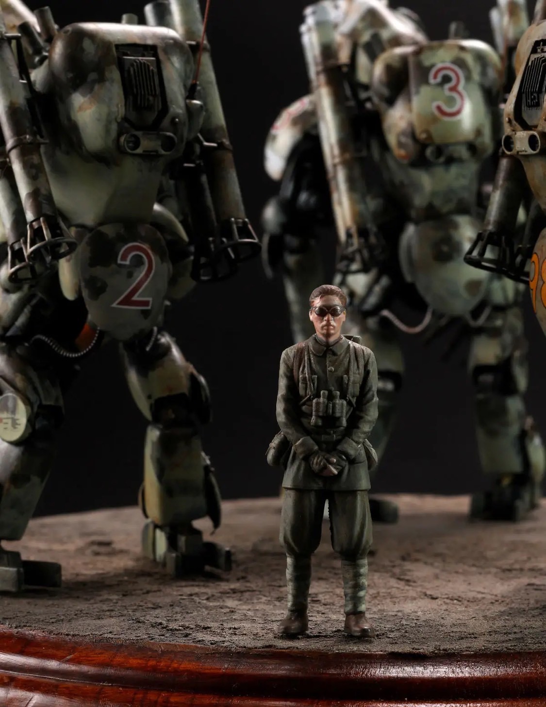 Pre-order : 1/35 ARTPLA Maschinen Krieger FINAL HUND SET & Jerry Can Man (2026 Reissue) Plastic Model Kit by Kaiyodo