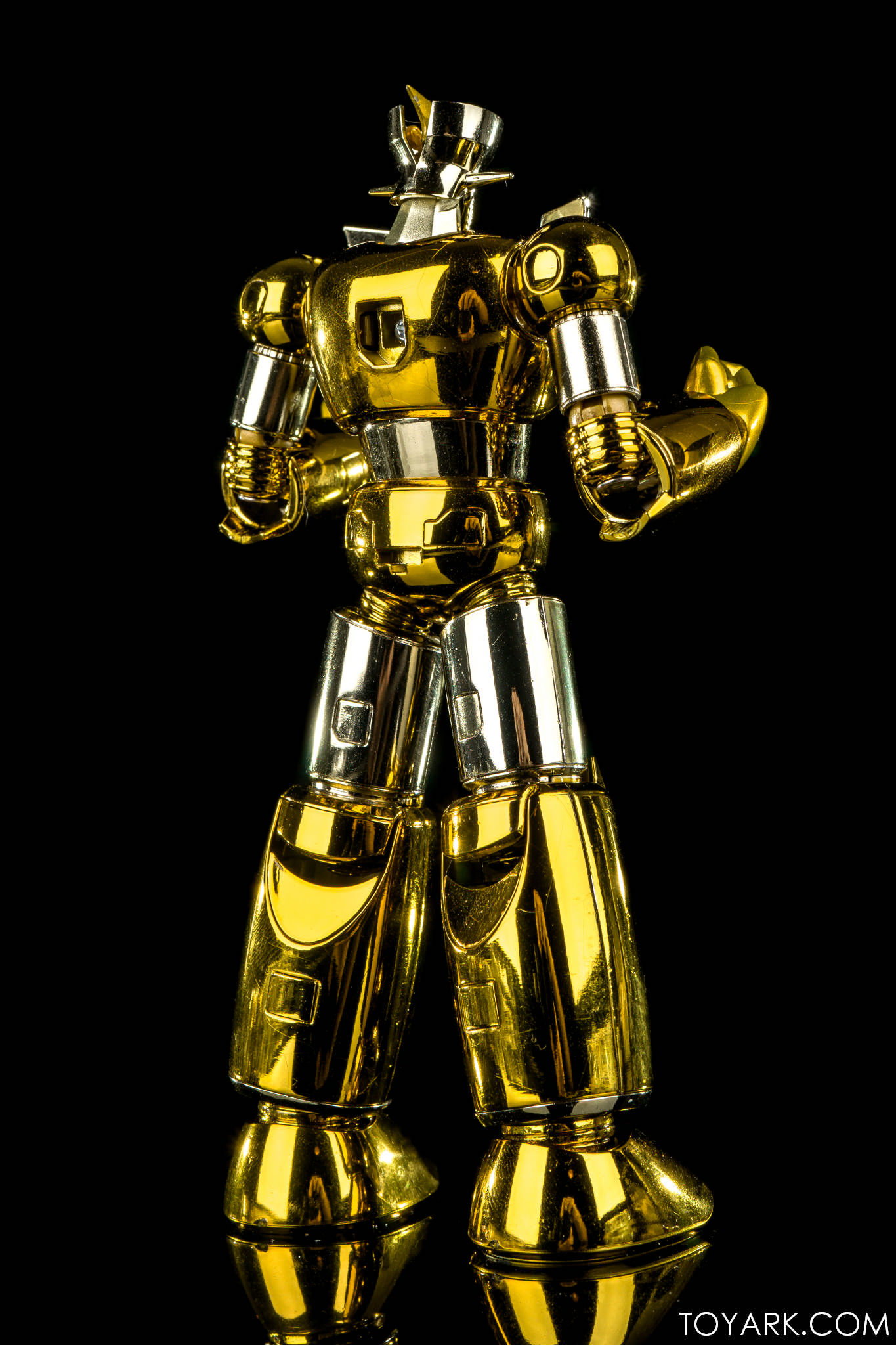 Super Robot Chogokin Shin Mazinger Z Gold Ver. Tamashii Nations 10th Anniversary World Tour Exclusive by Bandai