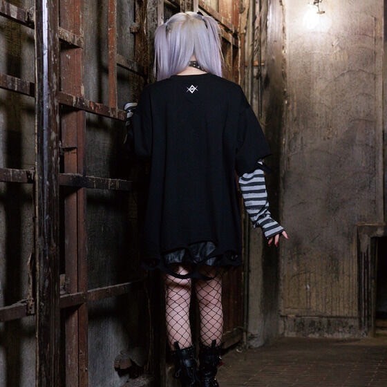 PRE-ORDER : REFLEM × DEATH NOTE Fake Layered Long Sleeve