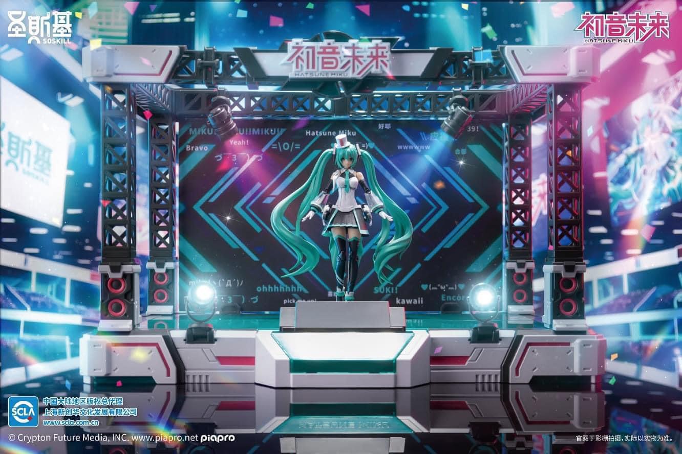 Pre-order : 1/12 Hatsune Miku Singing the Future Vocaloid + Stage Set Plastic Model Kit by SOSKILL x YOLOPARK