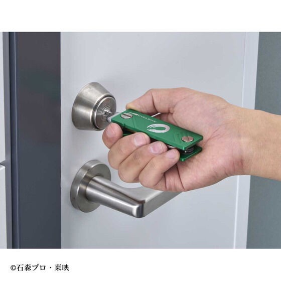 PRE-ORDER : Kamen Rider W Key Item GAIAMEMORY CYCLONEMEMORY / JOKER