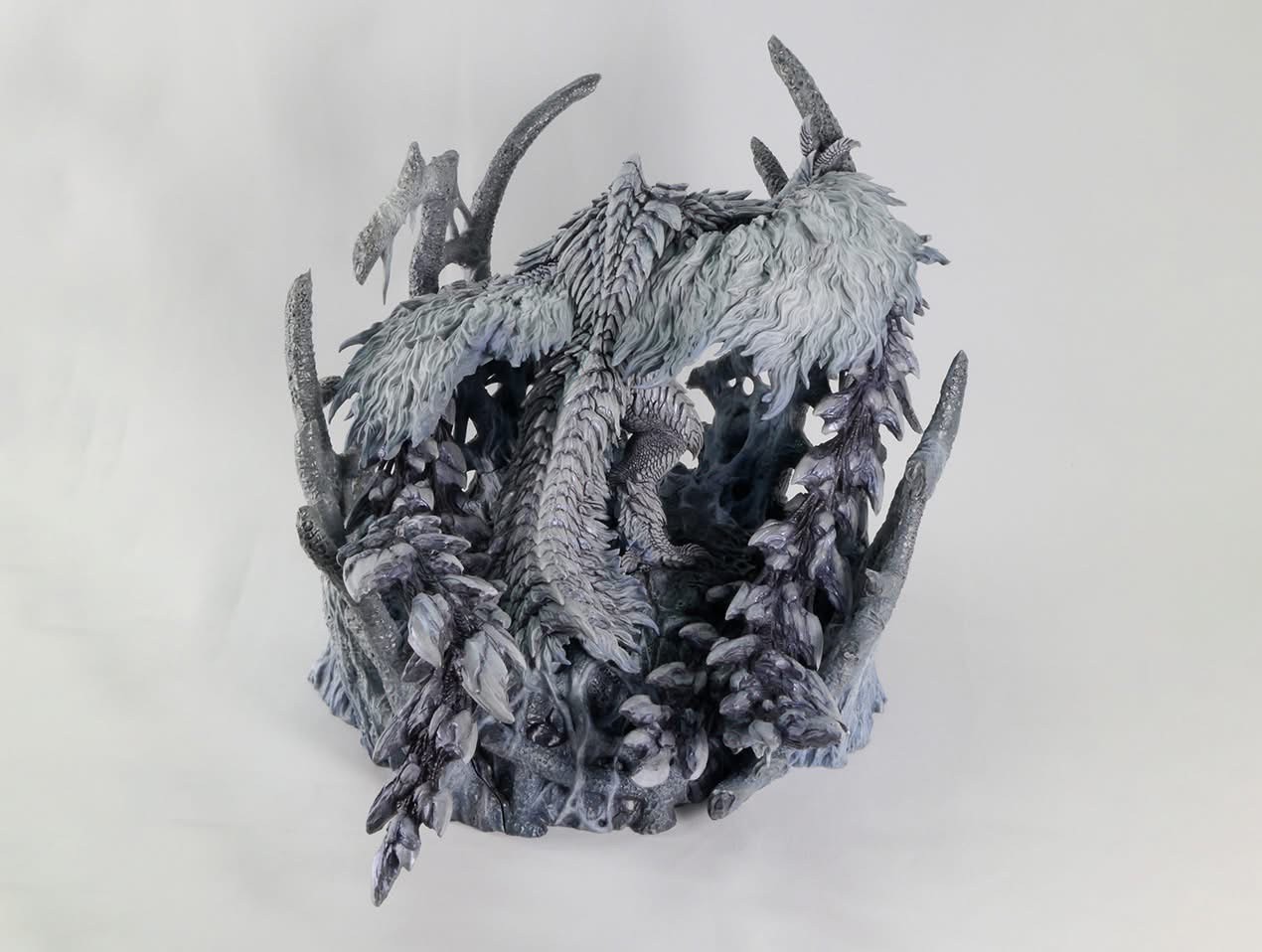 Pre-order : Monster Hunter: Capcom Figure Builder Creators Model Chain Blade Wyvern Arkveld by Capcom