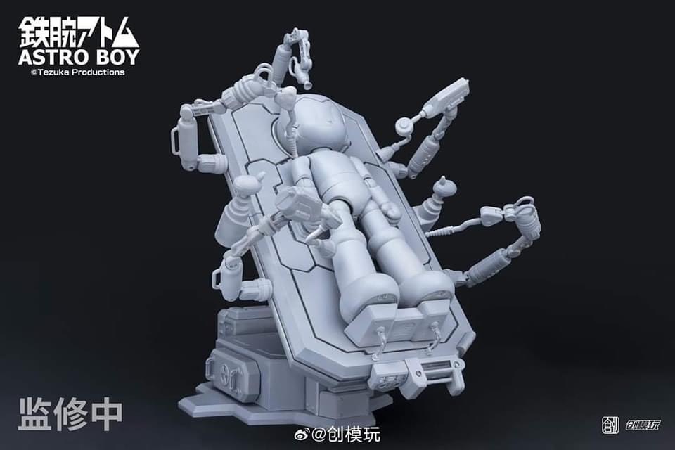 Pre-order : Astro Boy Plastic Model Kit 30 cm! by Tron Model-Kit