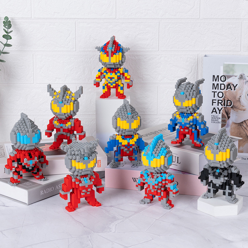 Pinta PT 01-08 Ultraman 629pcs