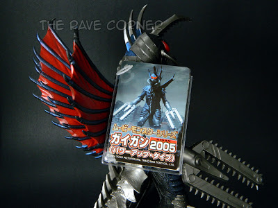 Godzilla - Final Wars Gigan 2005 Power-Up Ver. 10” by Bandai