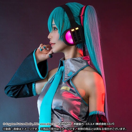 PRE-ORDER : Hatsune Miku NARIKIRI Headset