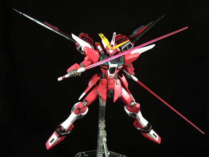 MG 1/100 ZGMF-X19A Infinite Justice Gundam by Bandai