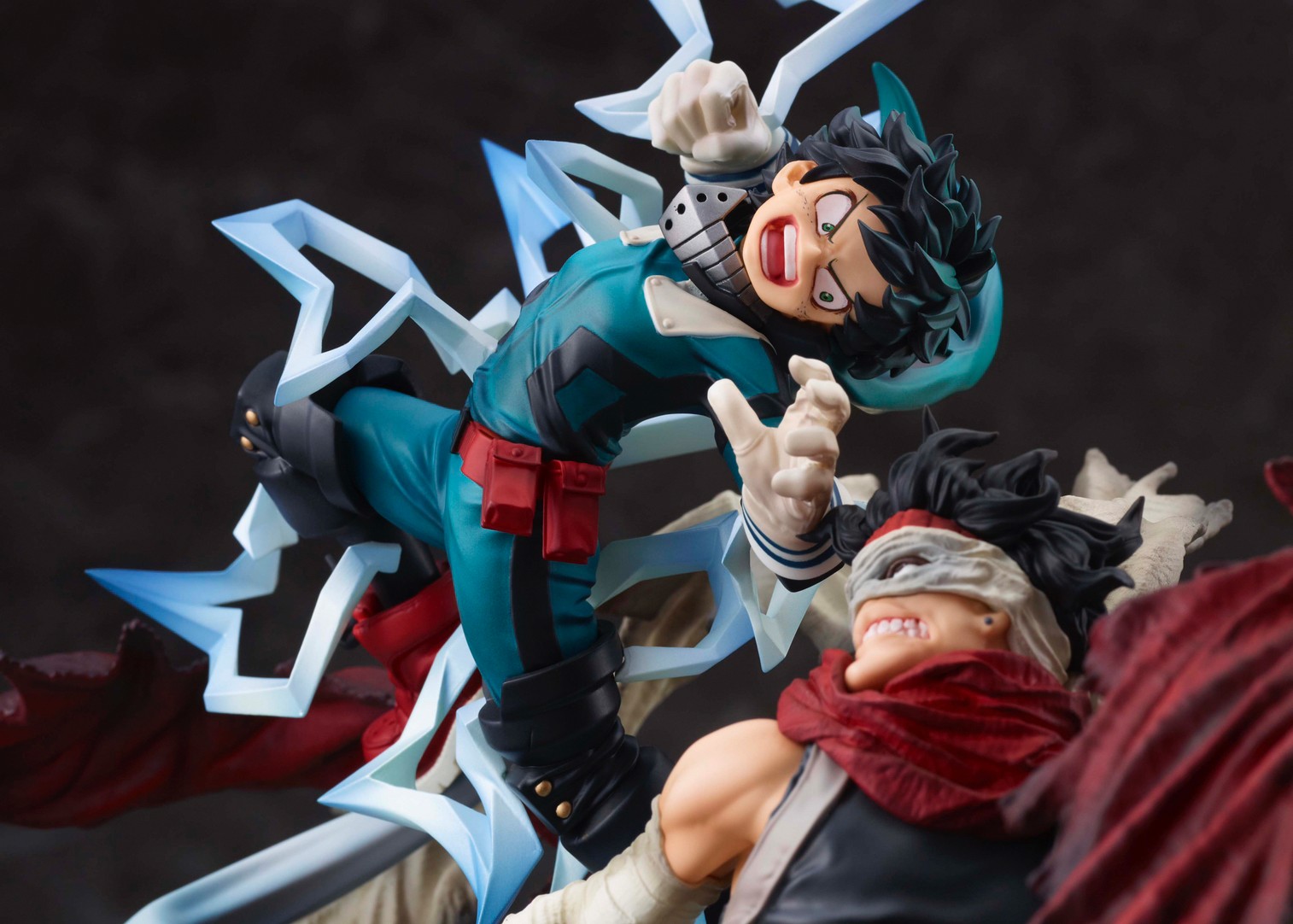 Pre-order : S-FIRE My Hero Academia Super Situation Figure: Izuku Midoriya vs. Stain by Takara Tomy