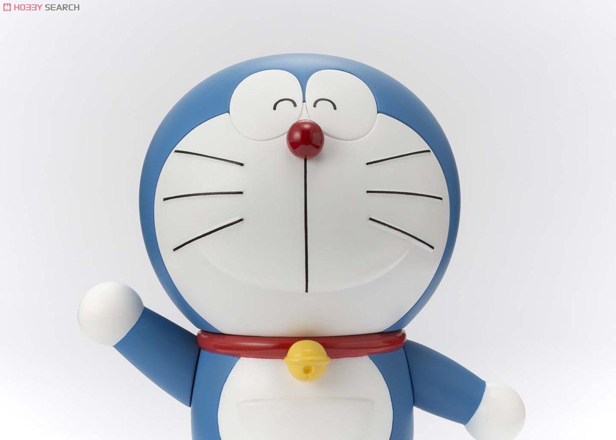 Figuarts Zero Doraemon by Bandai