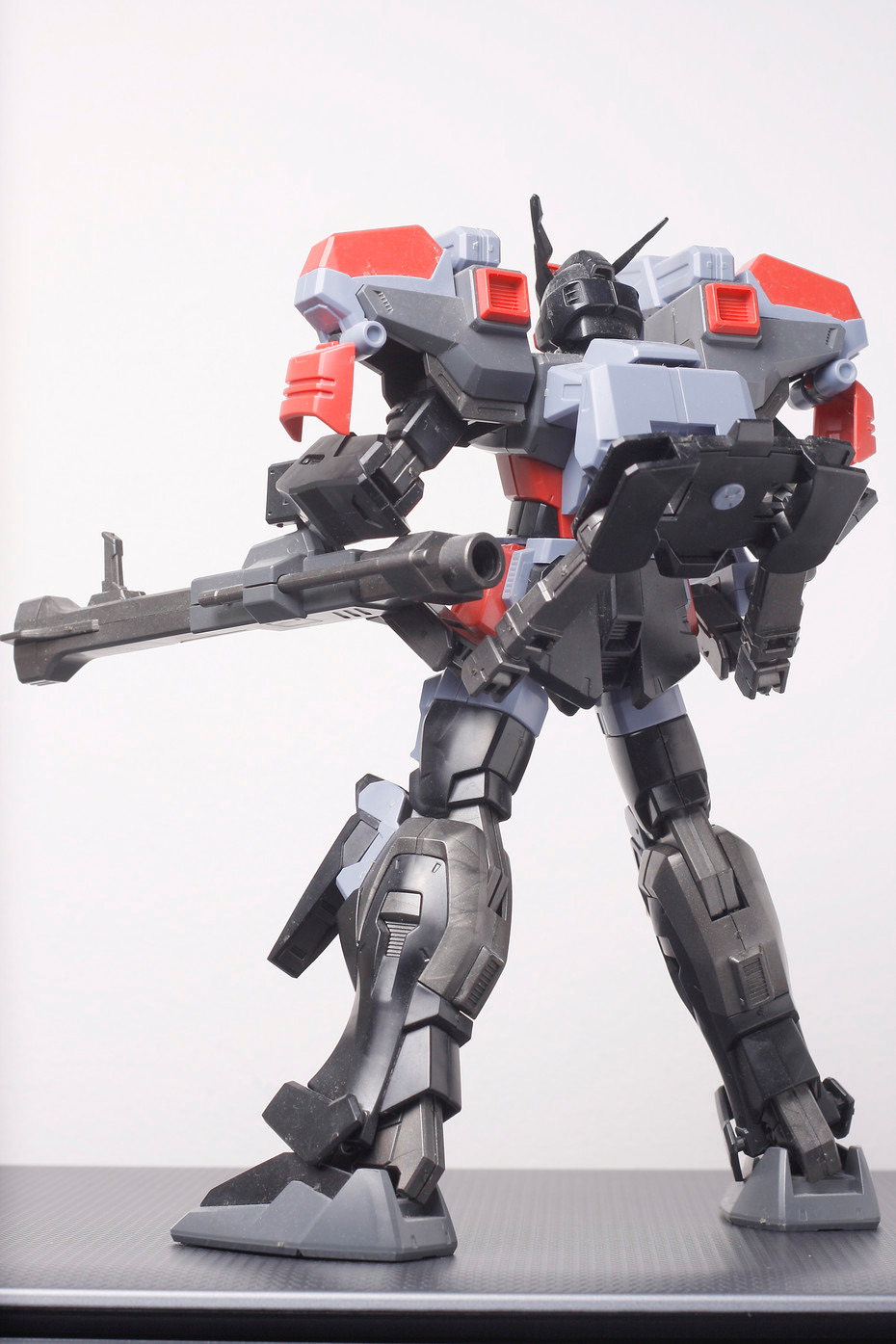 1/100 LH-GAT-X103 Hail Buster Gundam by Bandai