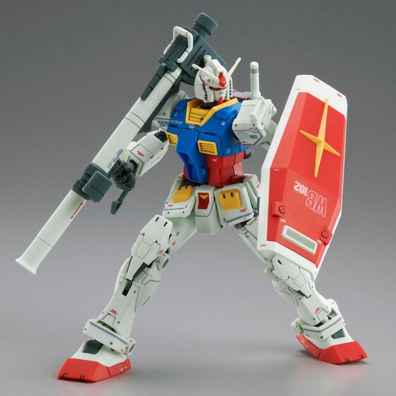 PRE-ORDER : HGUC 1/144 RX-78-02 (Cucuruz Doan's Island Ver.) Plastic Model