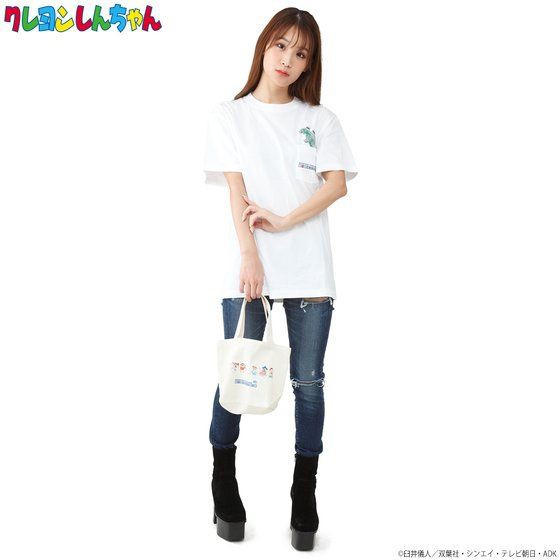 PRE-ORDER : Crayon Shin-chan OMOCHABOKO T-shirt with Pocket