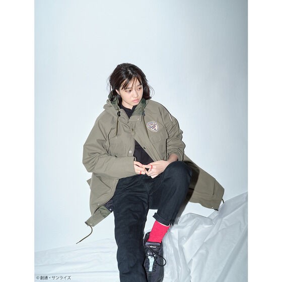 PRE-ORDER : STRICT-G TAION "Mobile Suit Gundam" Mountain Parka Set