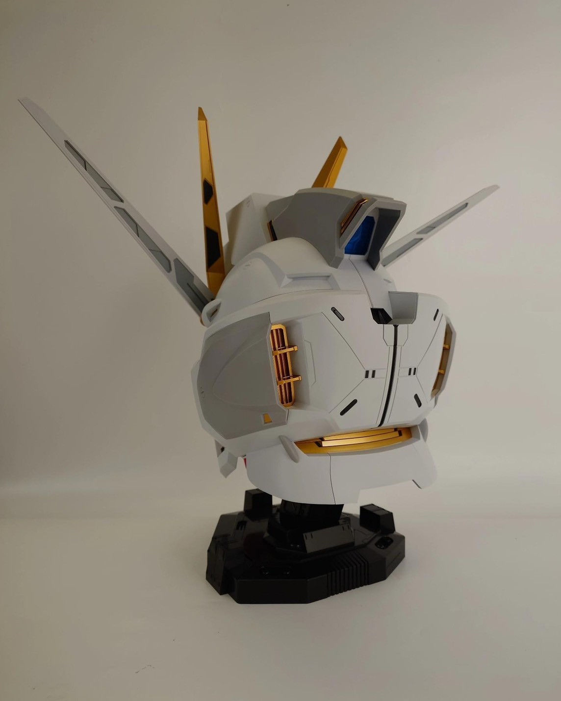 โมเดลหัวกันดั้มมีไฟ Gundam - BN Head Collection Vol.2 Strike Freedom Gundam by Bandai