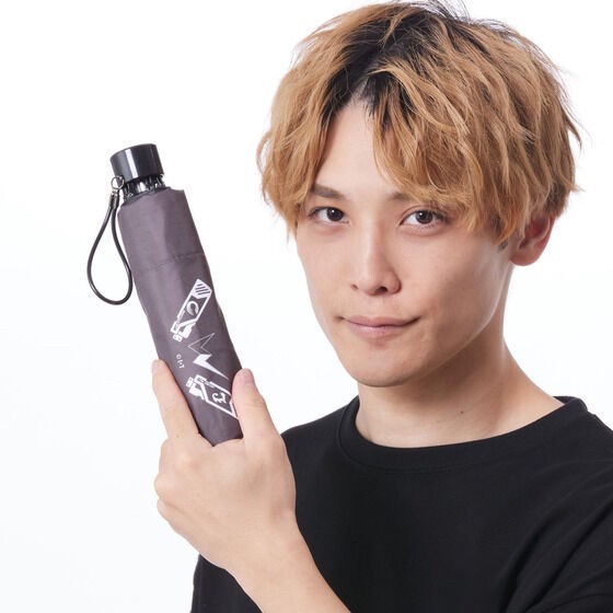 PRE-ORDER : Kamen Rider Folding Umbrella For Both Sunny And Rainy Days Core Medal Pattern