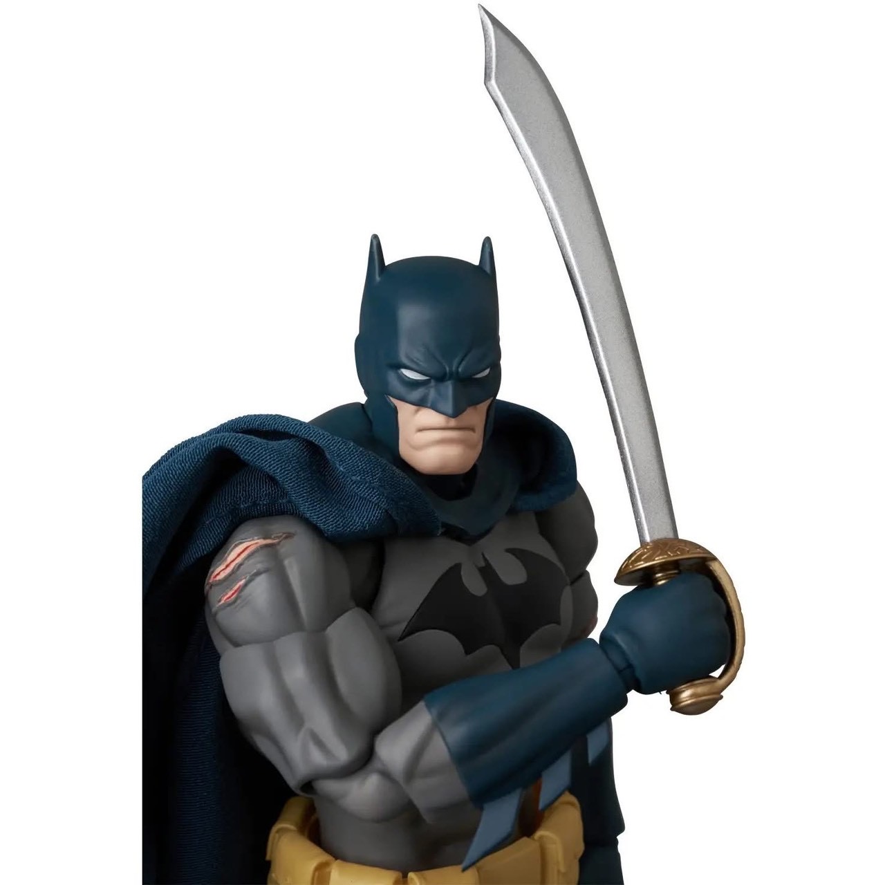 Pre-order : MAFEX Batman Damage Ver. (Batman: Hush Ver.) by Medicom Toy