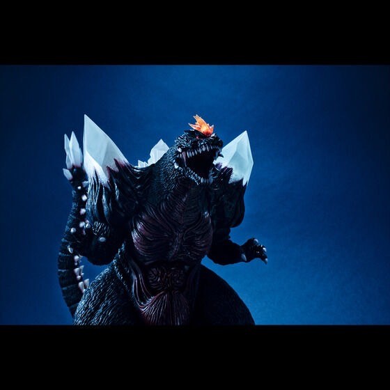 PRE-ORDER : UA Monsters Space Godzilla