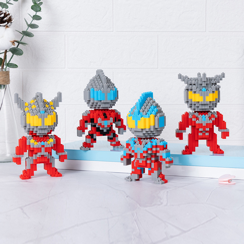 Pinta PT 01-08 Ultraman 629pcs