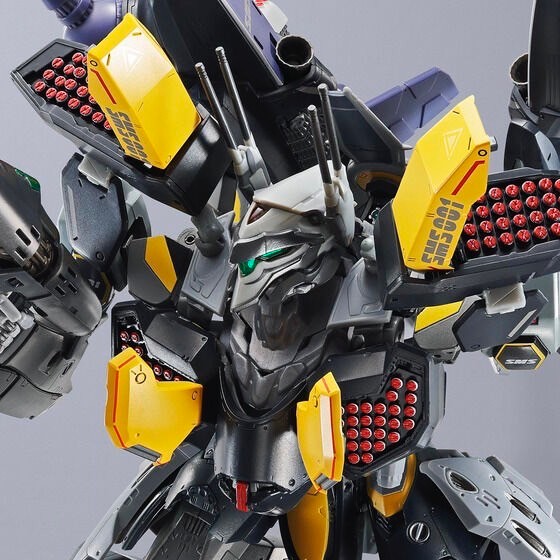 PRE-ORDER : DX Chogokin VF-25S Armored Messiah Valkyrie (Ozma Custom) Revival Ver.