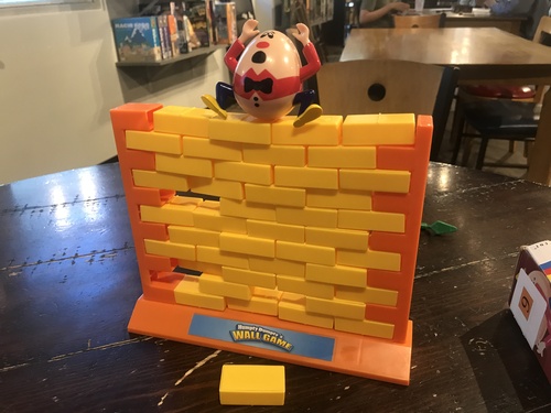 Humpty Dumpty’s Wall Game