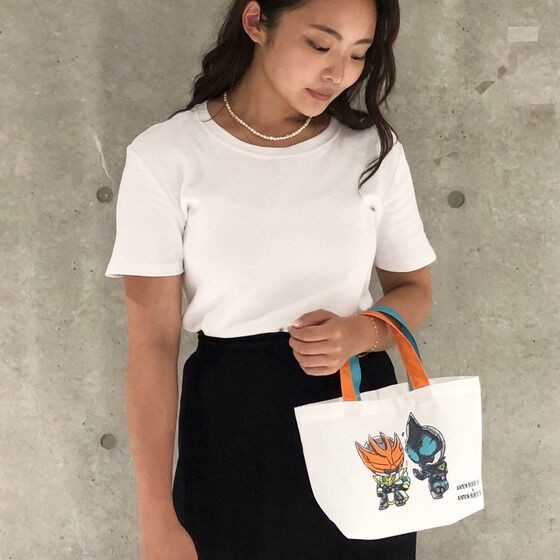 PRE-ORDER : Kamen Rider Revice Deformed Mini Tote Two-shot Pattern First Edition