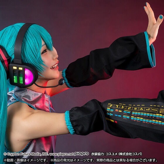 PRE-ORDER : Hatsune Miku NARIKIRI Headset