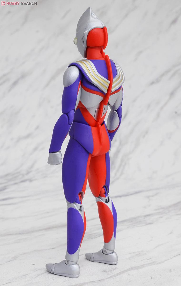 Ultra-act Ultraman Tiga (Multi Type) by Bandai