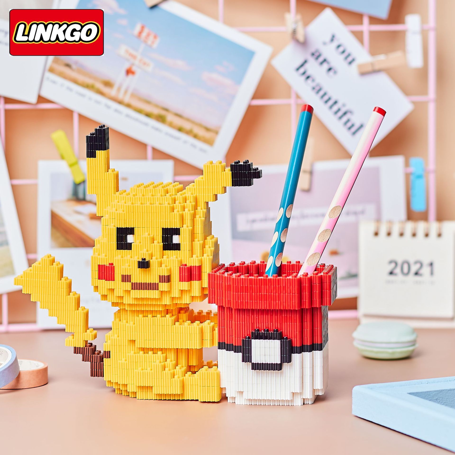 Linkgo 68343-68346 / Lechuan 68539-68543 Sanrio & Disney Pen Holder Pikachu / Stella Lou / Mario / Stitch