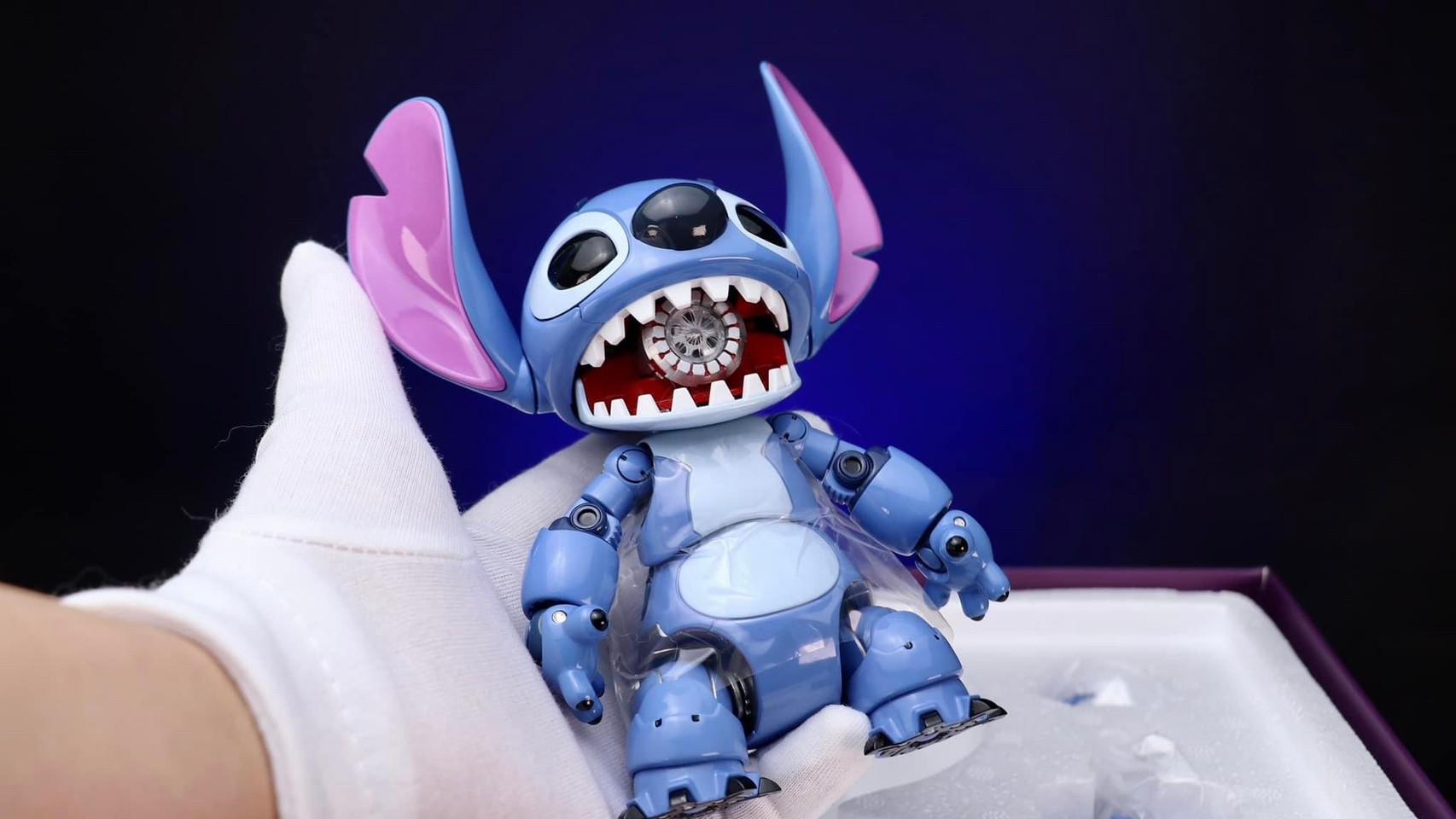 CARBOTIX Disney Characters Series Mickey Mouse / Donald Duck / Stitch by Blitzway x 5Pro Studio