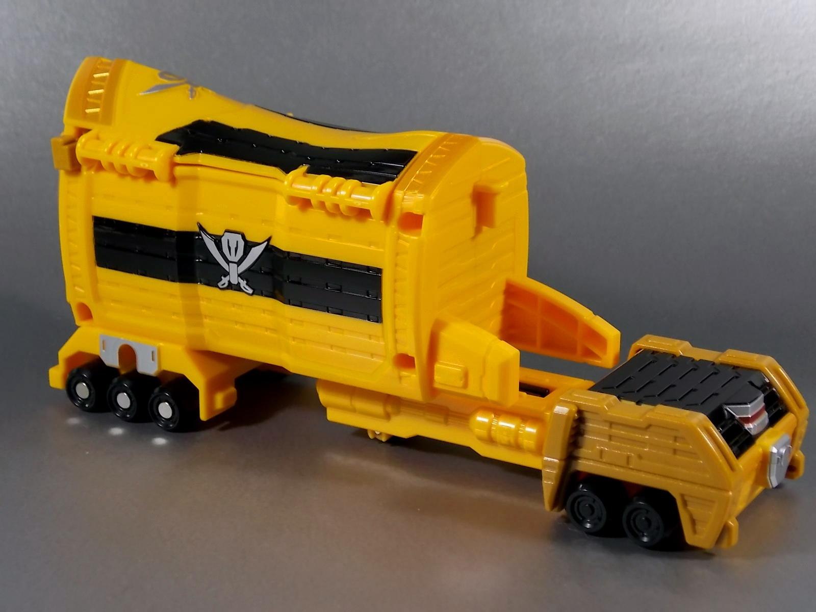 Kaizoku Sentai Gokaiger DX Gokaioh by Bandai