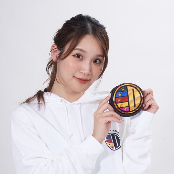 PRE-ORDER : Gosei Sentai Dairanger Deformed Round Pouch