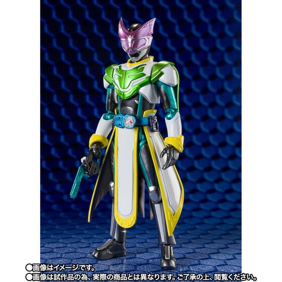 PRE-ORDER : S.H.Figuarts Kamen Rider Live Bat Genome / Jackal Genome