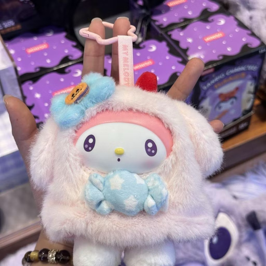 ตุ๊กตาพวงกุญแจ Sanrio - Halloween Candy Carnival Night Series Vinyl Plush Pendant Keychain by Miniso